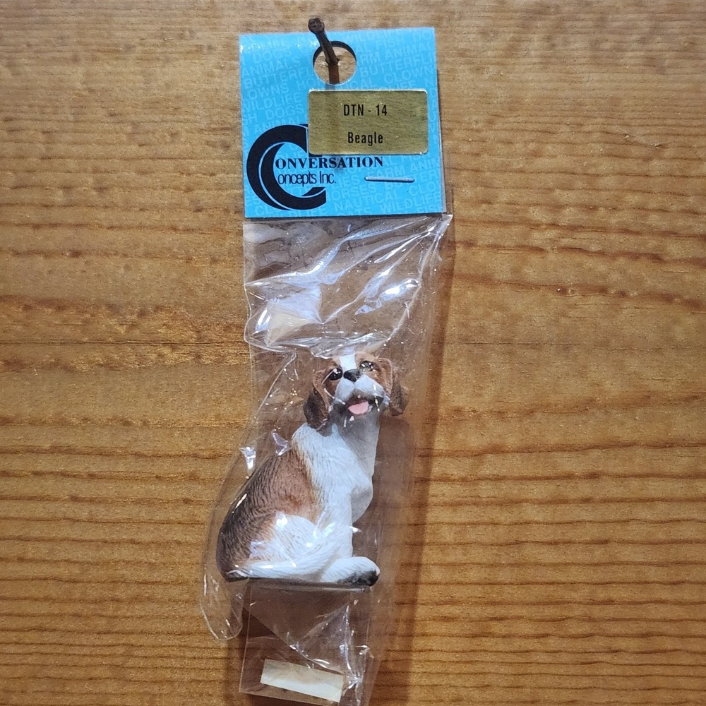 Vintage Tiny Ones Dog DTN-14 Beagle Conversation Concepts Dollhouse Figurine New
